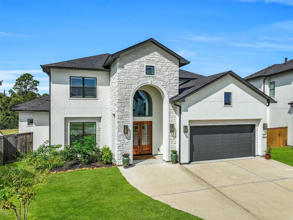 2130 Northgate Crossing, Friendswood