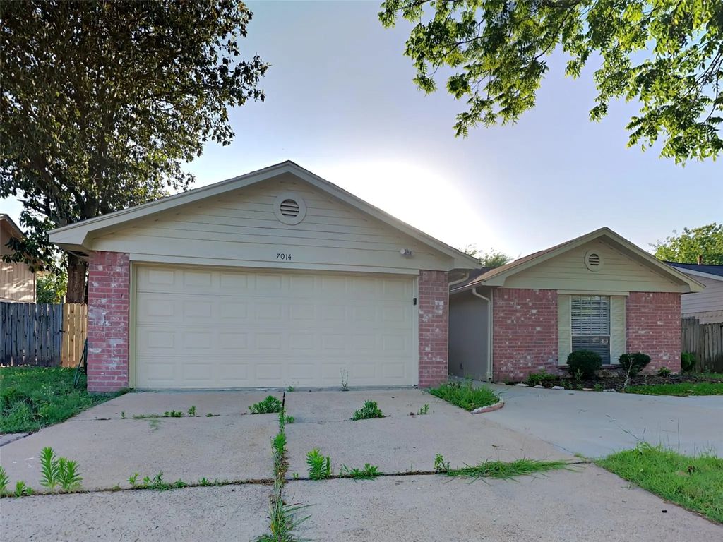 7014 Navidad Road, Houston