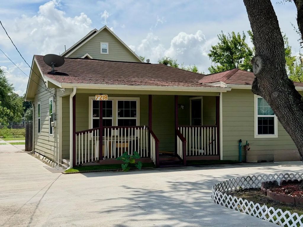 7218 Philibert Lane, Houston