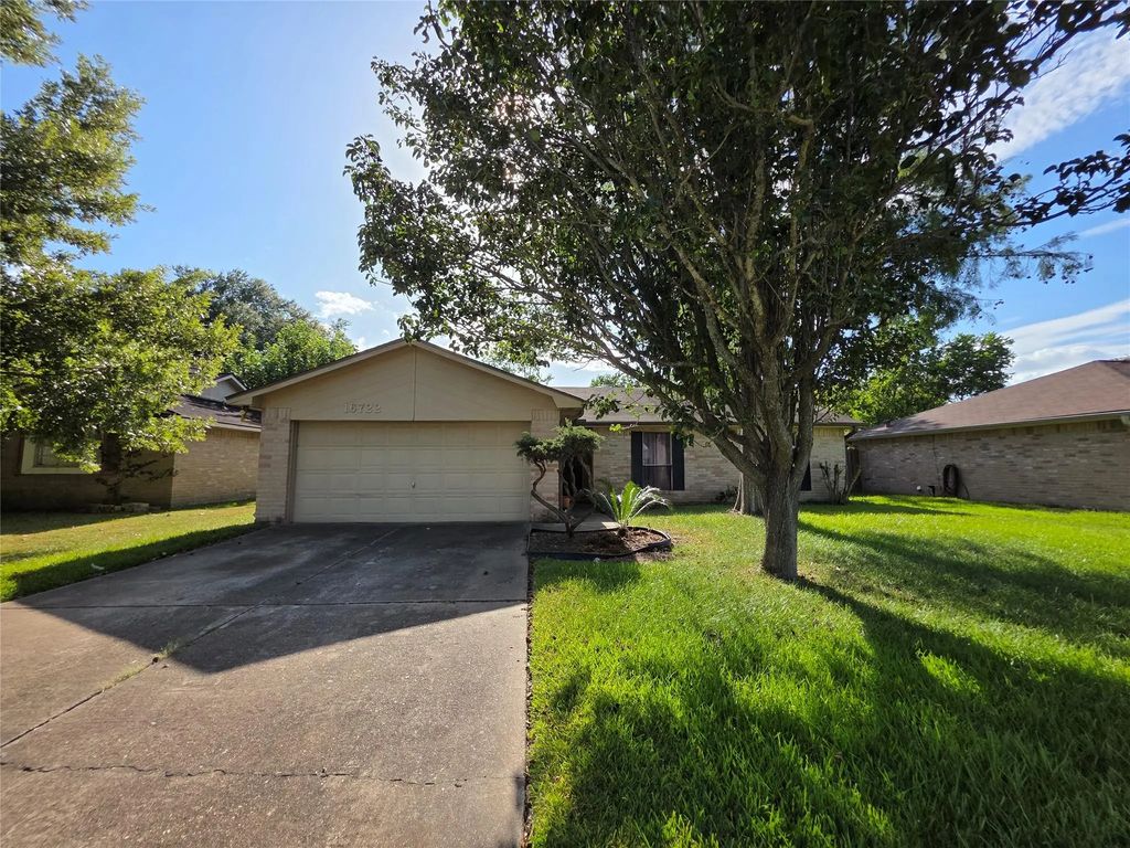 16722 Ribbonridge Drive, Sugar Land