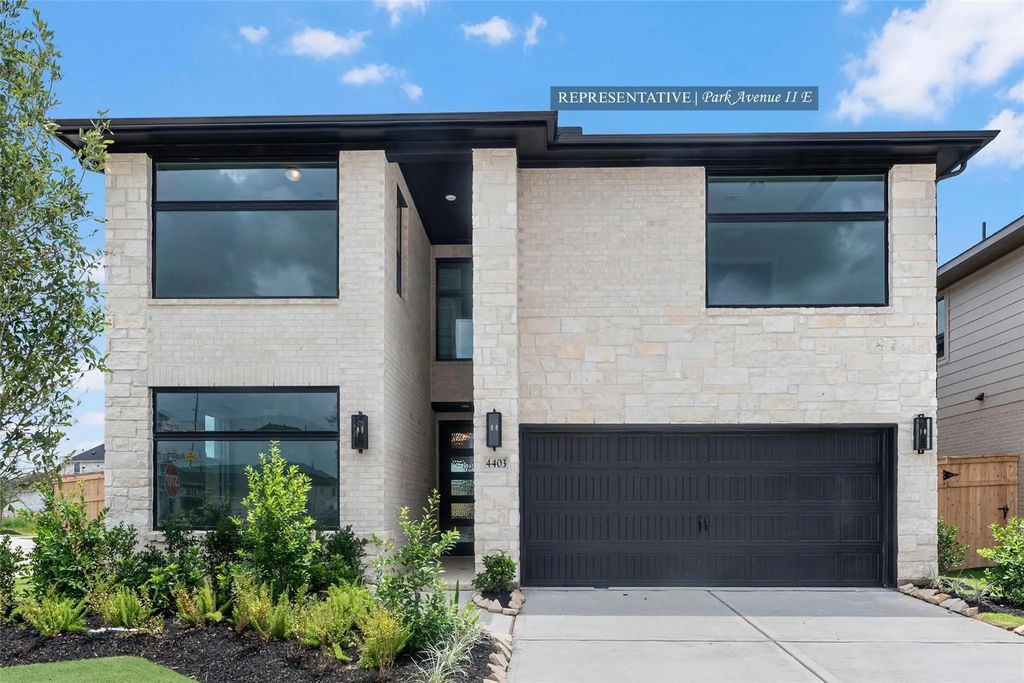 389 Mulberry Creek Street, Conroe