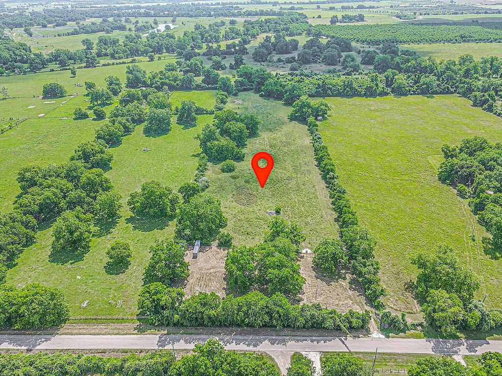 2125 Peach Ridge Road, Brookshire