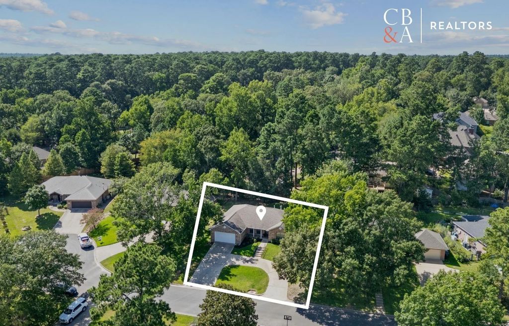 2011 Wickersham Drive, Huntsville