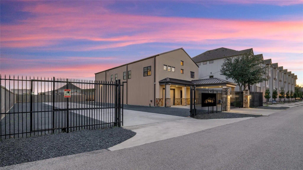 4119 Allen St, Houston