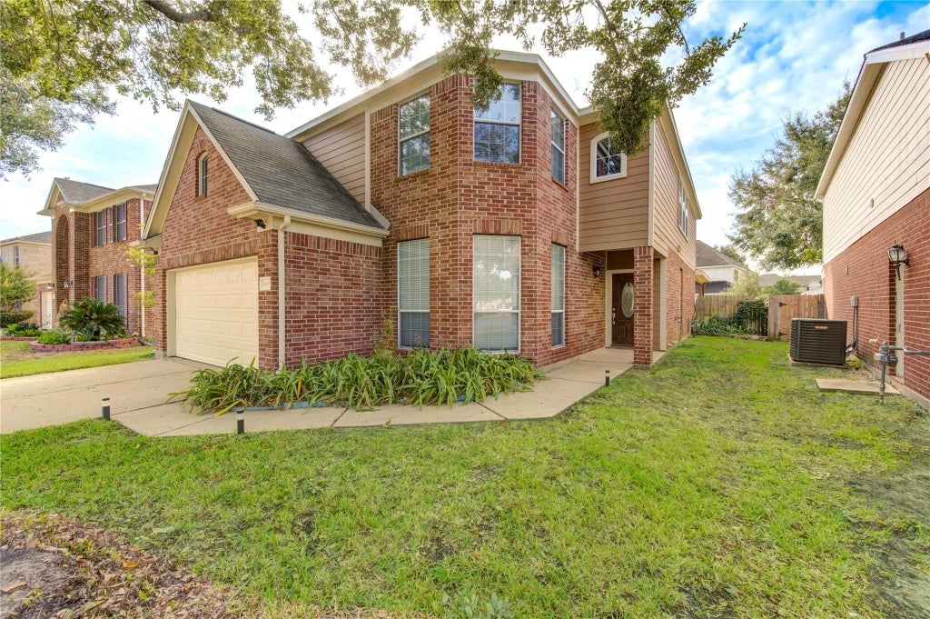 19039 Country Square Drive, Houston