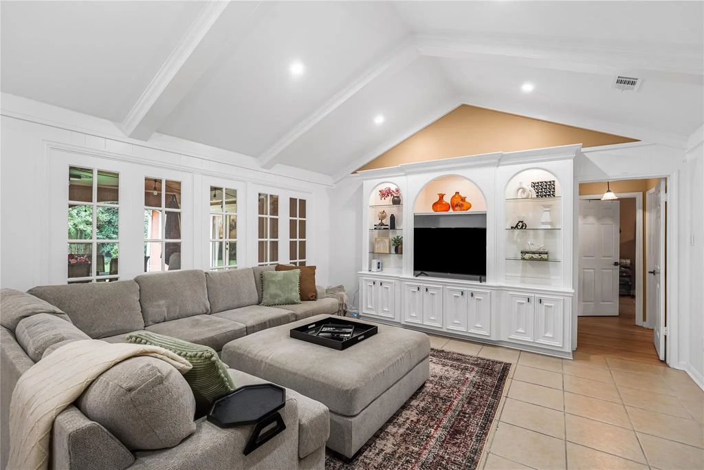 2026 Briargreen Drive, Houston
