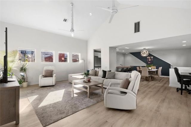 905 Saulnier Street, Houston