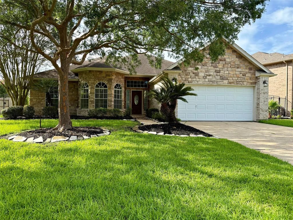 3221 River Birch Drive, Pearland