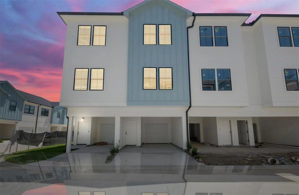 3238-3242-3246-3250 Sauce Pan A/b Way, Katy