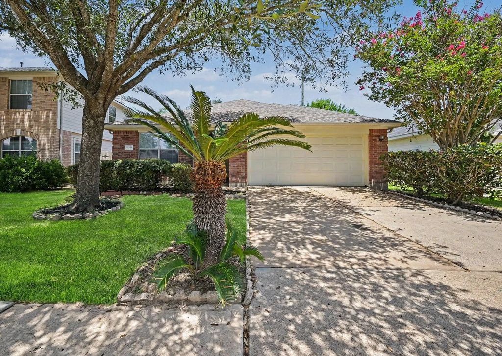 18806 S Wimbledon Drive, Katy