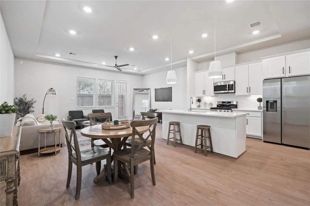 6447 Rena Street, Houston