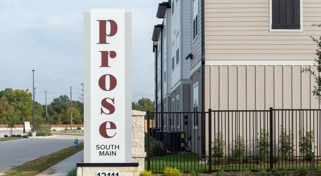 12111 Main Street 4108, Houston