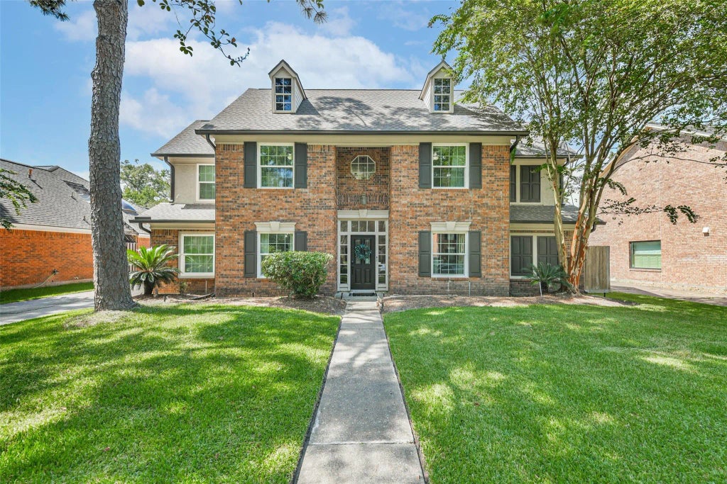 4007 Brook Shadow Drive, Houston