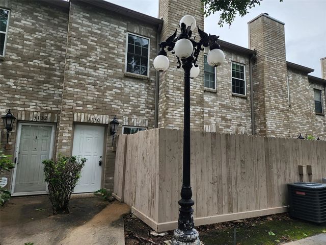 3130 Holly Hall Street 3130, Houston