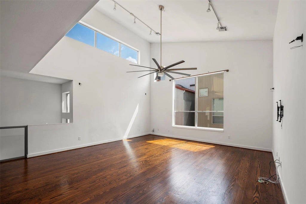 3018 Commerce Street, Houston