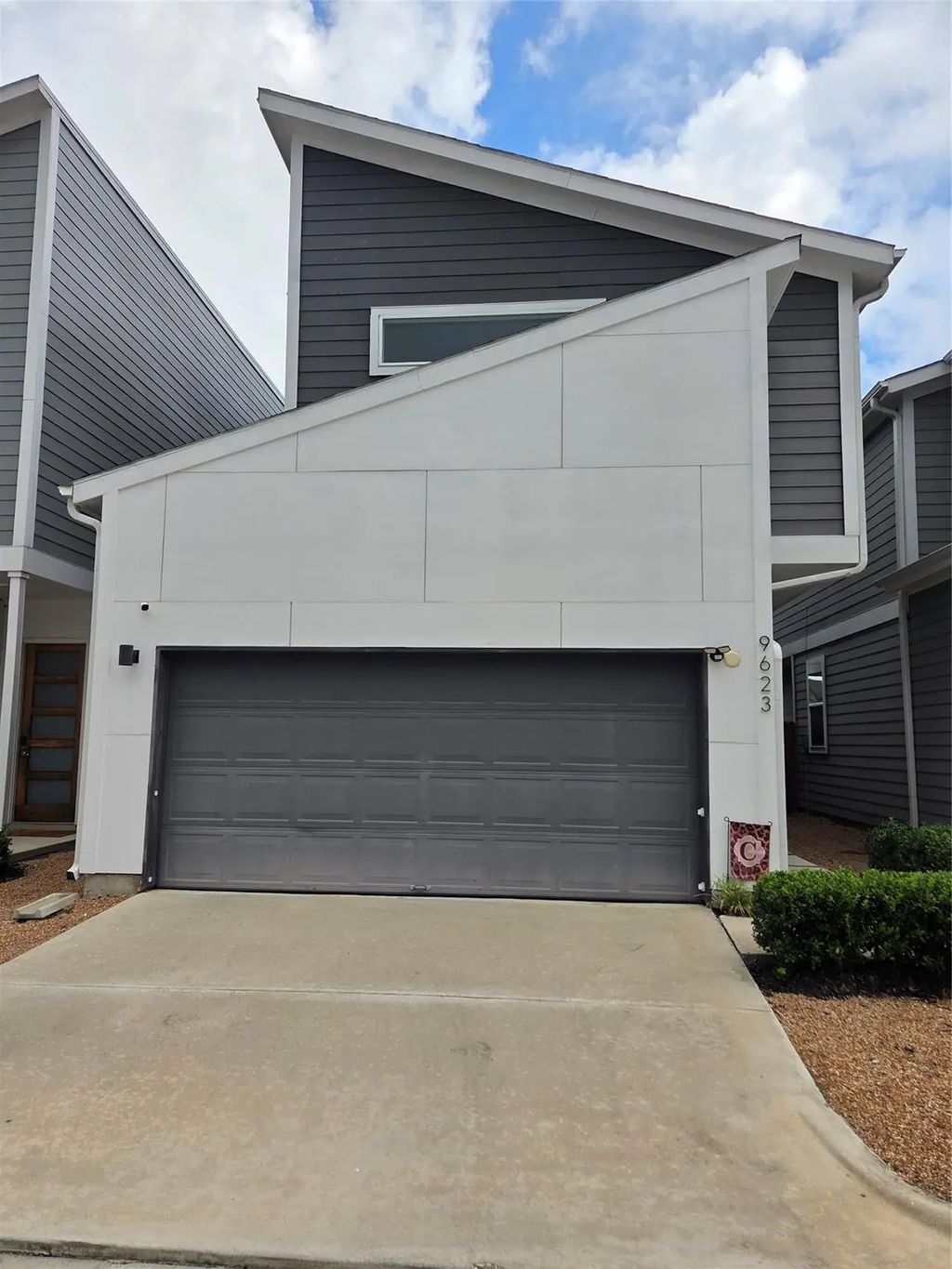 9623 Habitat Street, Houston