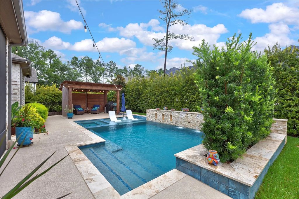 216 N Opulent Drive, Montgomery