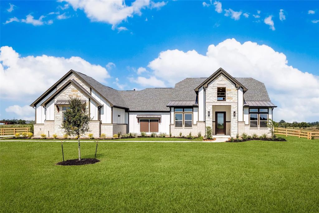 325 Rosalind Circle, Waller