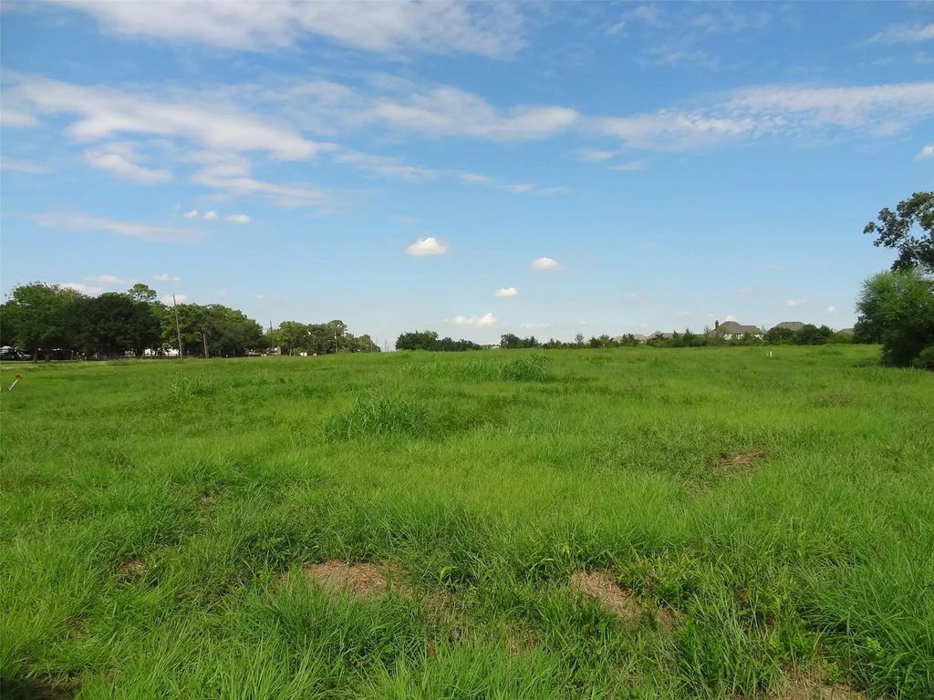 19419 Old Galveston Road, Webster