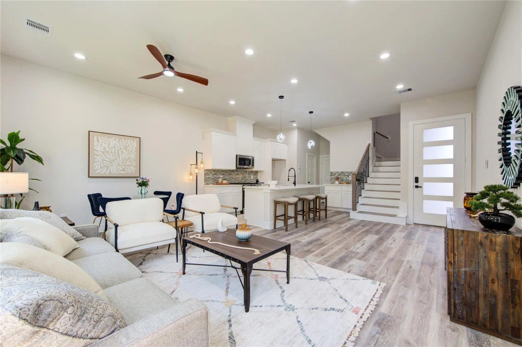 890 Paul Quinn Street, Houston