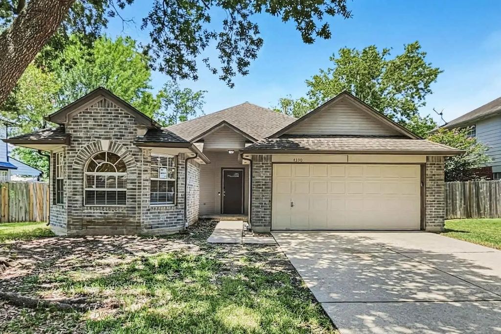 4330 Spoonbill Drive, Seabrook
