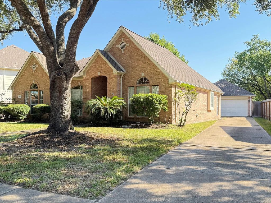8914 Wheatland Drive, Houston