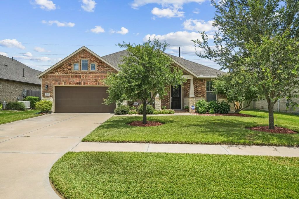 7310 Water Glen Lane, Manvel