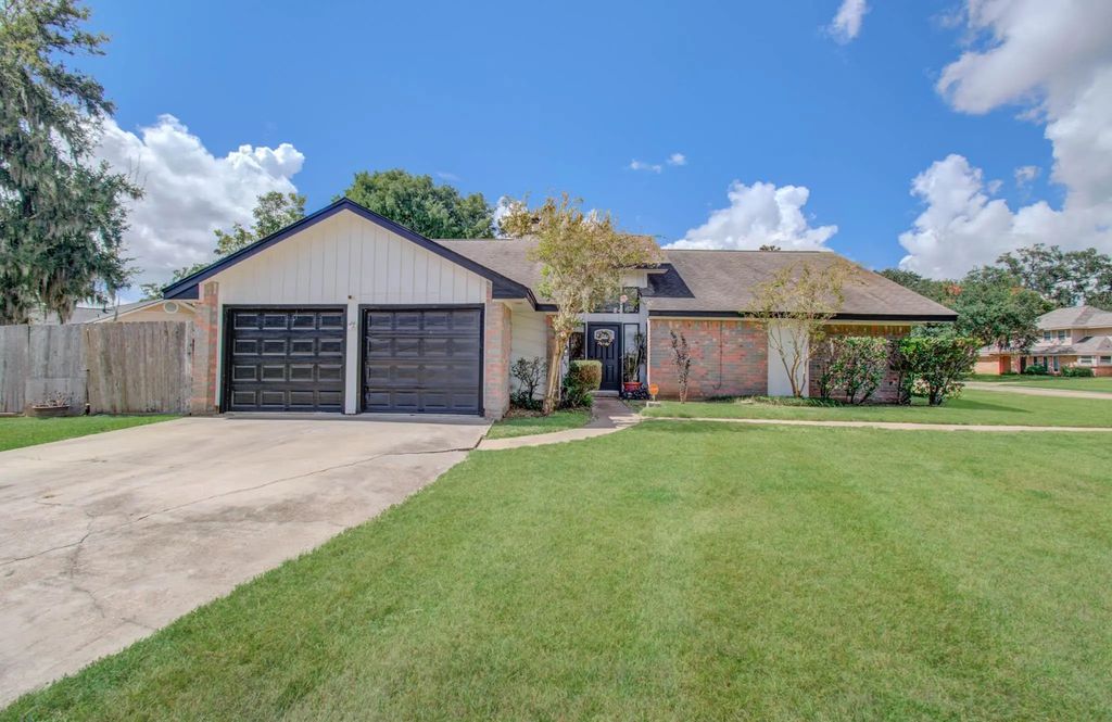 338 Banyan Street, Lake Jackson