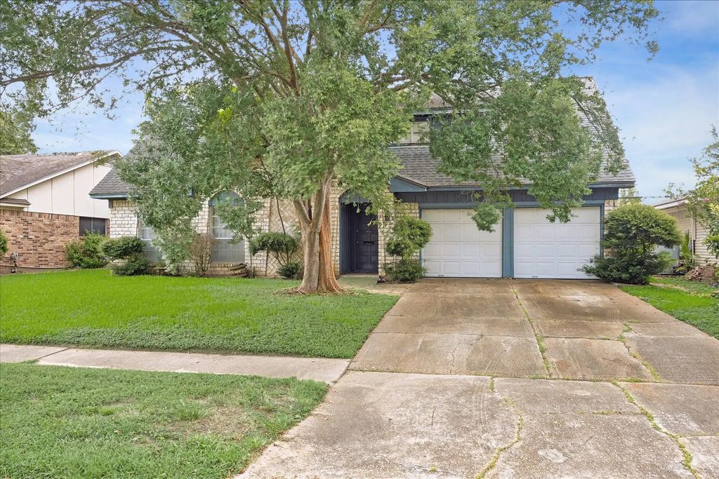 8926 Willow Meadow Drive, Houston