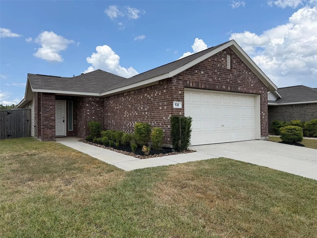 531 Flower Reed Court, Magnolia