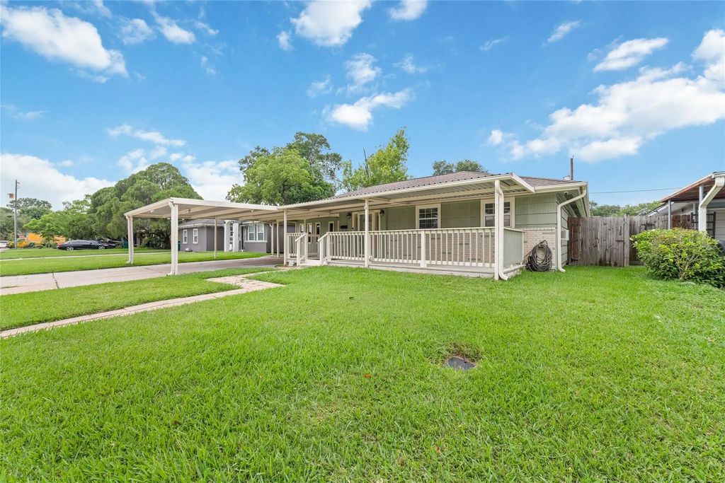 3511 Guthrie Drive, Pasadena