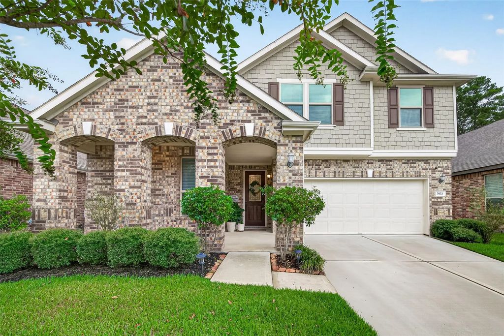 3933 Eagle Nest Lake Lane, Magnolia