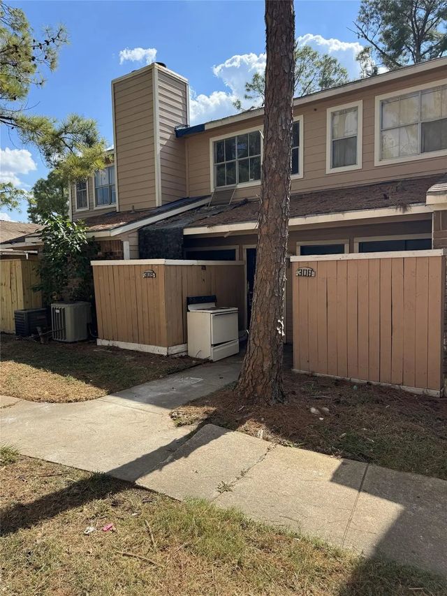 7402 Alabonson Road 309, Houston