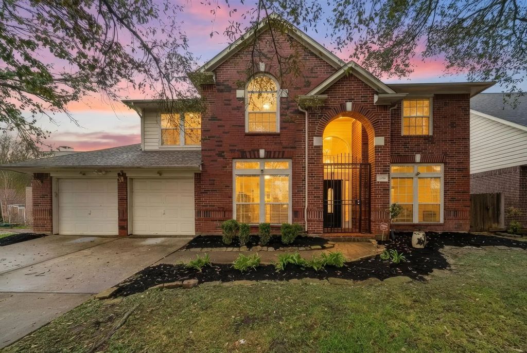 12310 Shadow Island Drive, Houston