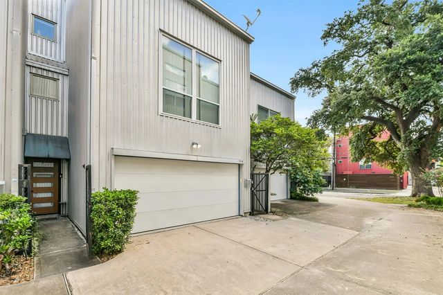 2716 Chenevert Street, Houston