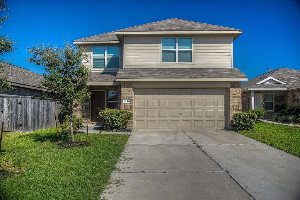4127 Neches Bend Drive, Baytown