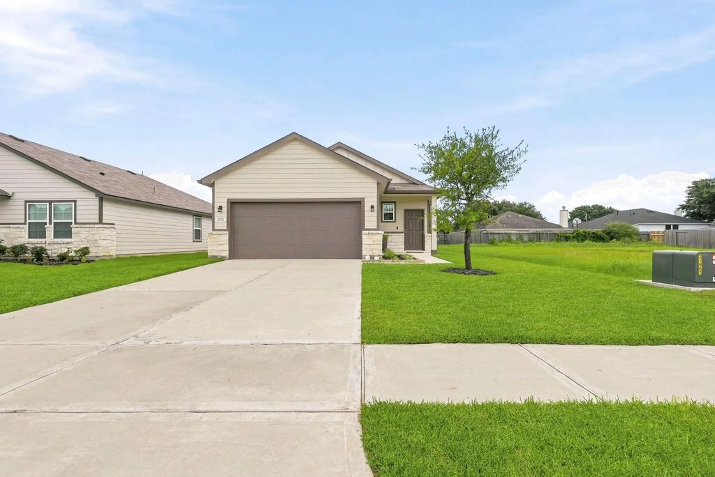 1230 Point Lookout Drive, Dayton