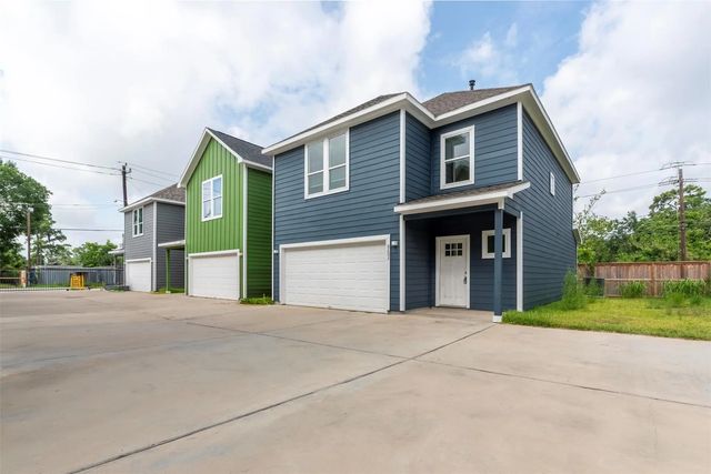8202 Homewood Lane E, Houston