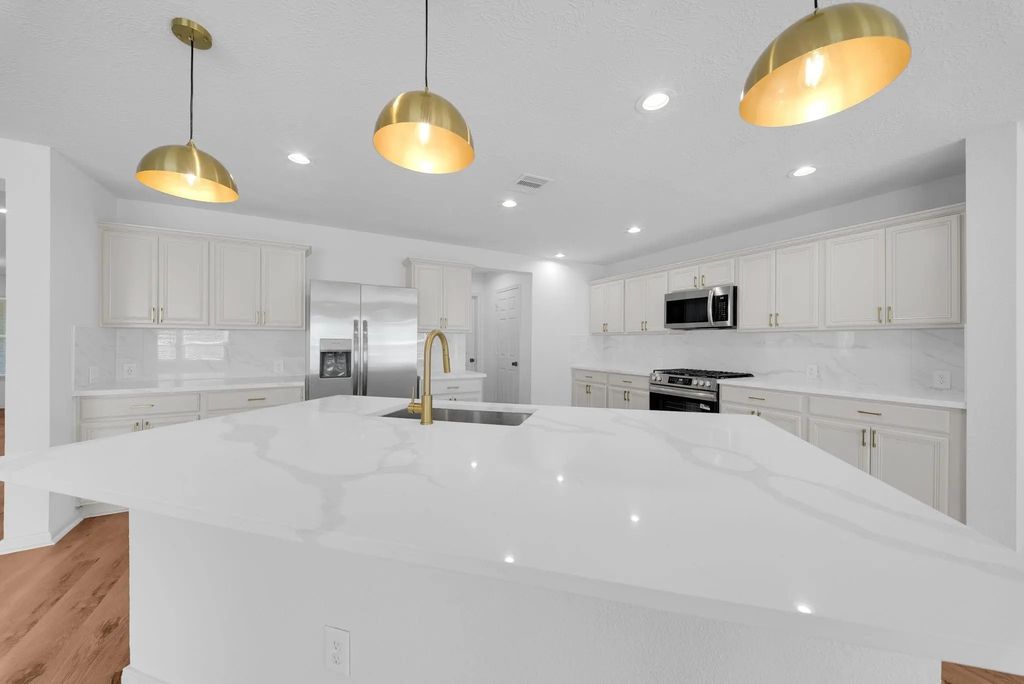 4322 Lake Cypress Circle, Houston