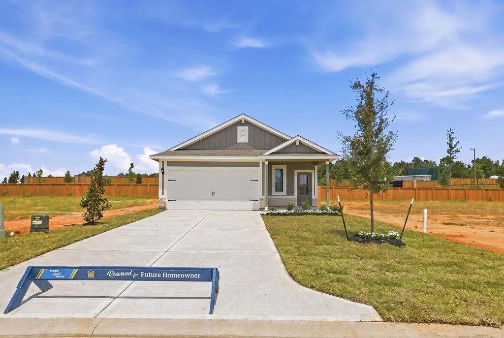 21683 Lotus Elm Street, Magnolia