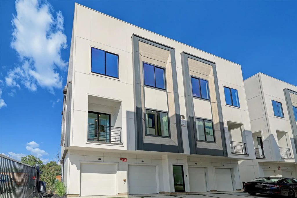 4932 Old Spanish Trail A301, Houston