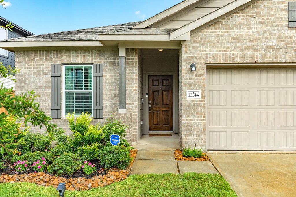 10514 Watershed Drive, Rosharon