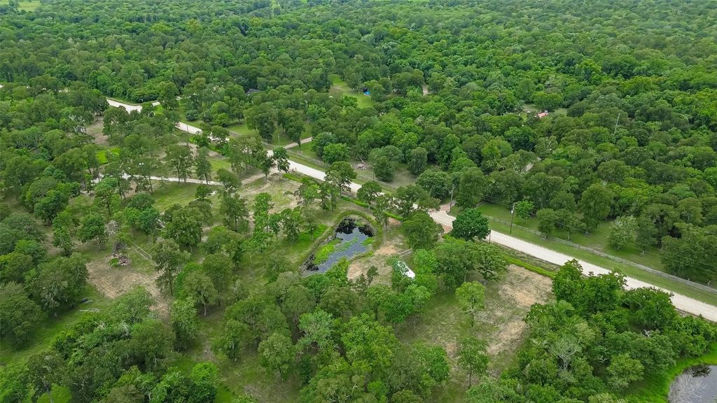 15435 Tierra Grande, Needville
