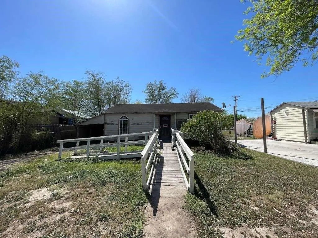 1017 W Buchanan Street, Harlingen