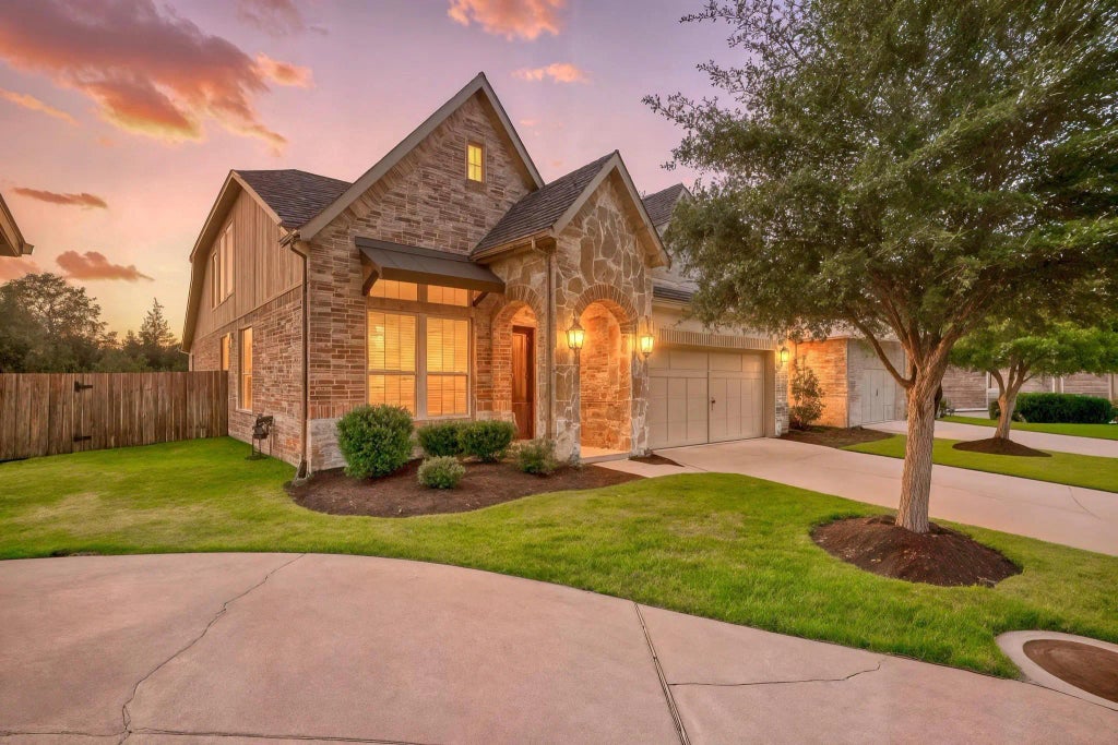 15303 Westland Gate Drive, Conroe