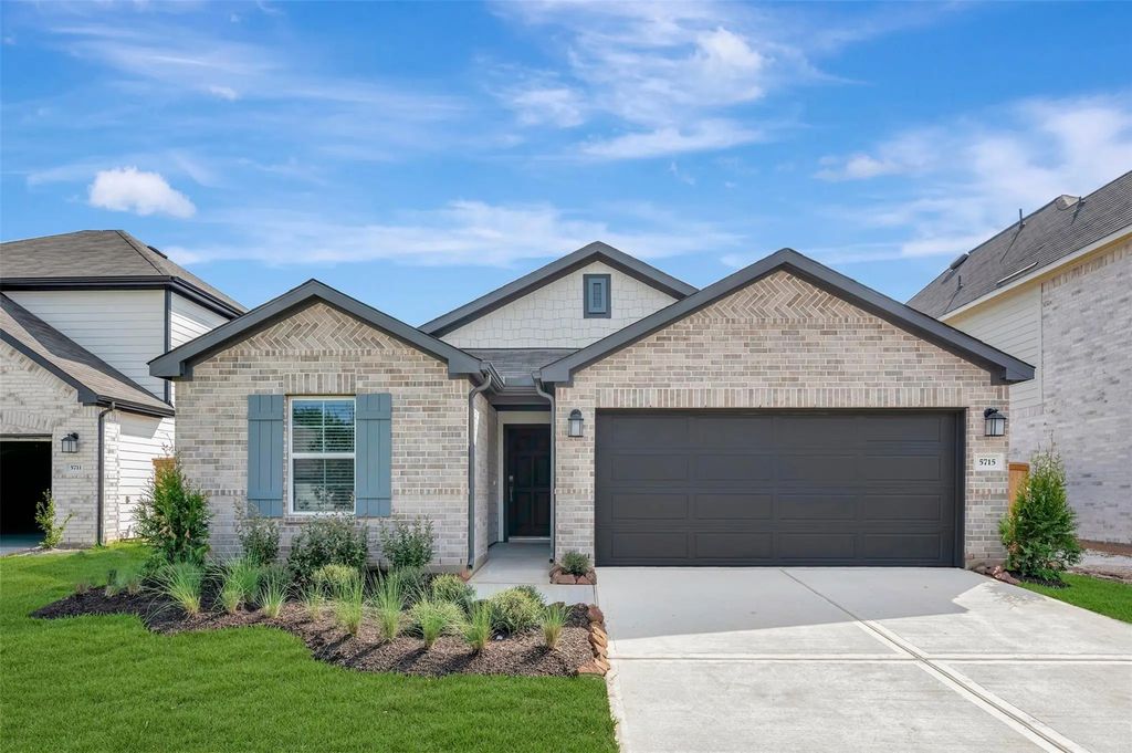 5715 Sunland Trail, Fulshear