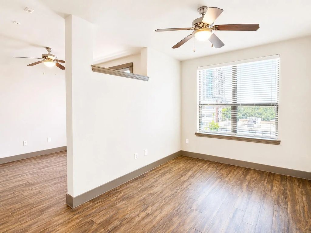 2910 Milam St Street 1433, Houston