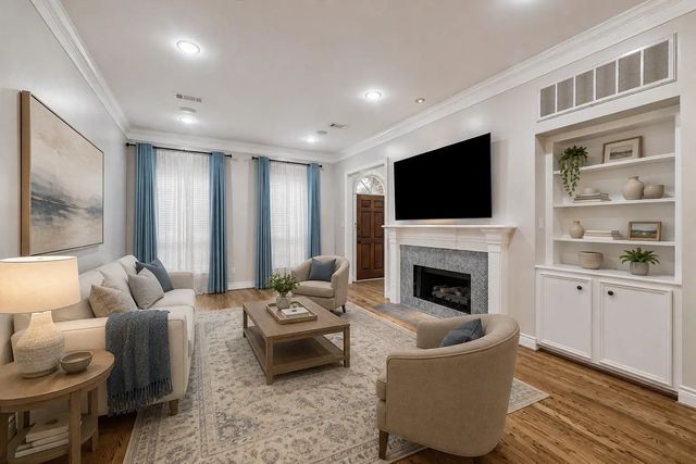 6845 Staffordshire Boulevard, Houston
