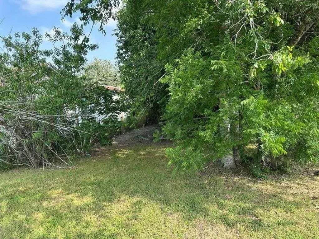 800 Carter Street, Beeville