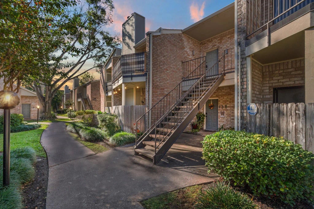 8100 Cambridge Street 136, Houston